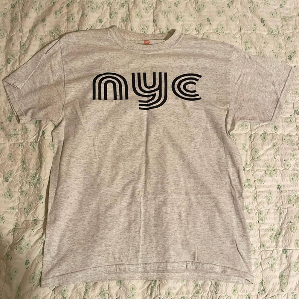 Hanes NYC wethered shirt